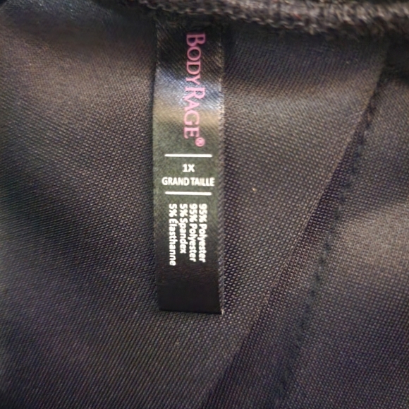 Pleated Rose Icon Skirt, 1X - Picture 2 of 4